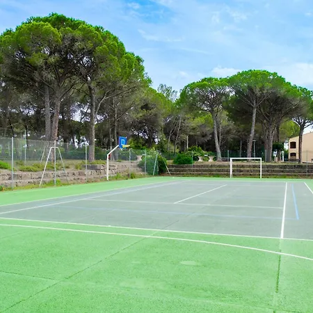 Equipe Avec Piscine Au Golf * Saint-Raphaël
